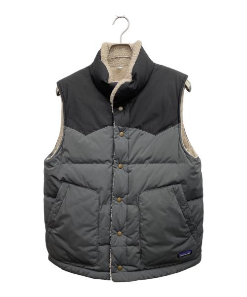 Patagonia（パタゴニア）Patagonia (パタゴニア) リバーシブル・ビビー・ダウン・ベスト グレー×ベージュ サイズ:サイズ表記無しの古着・服飾アイテム