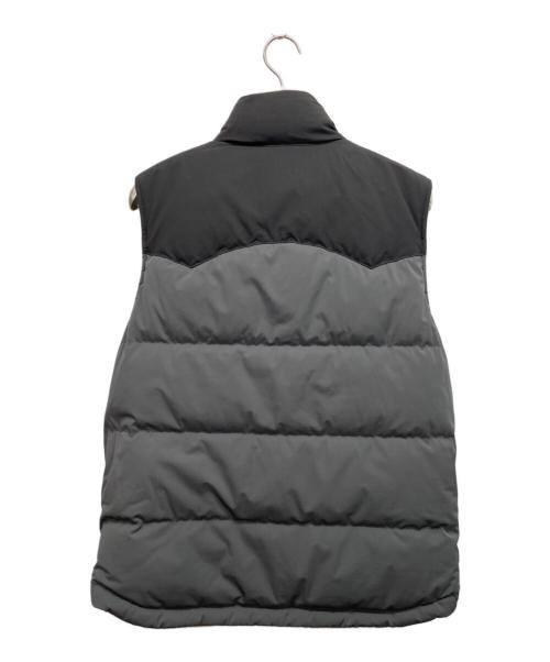 Patagonia（パタゴニア）Patagonia (パタゴニア) リバーシブル・ビビー・ダウン・ベスト グレー×ベージュ サイズ:サイズ表記無しの古着・服飾アイテム