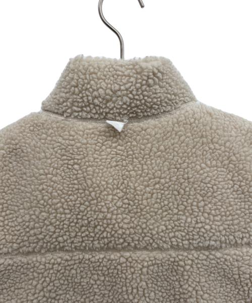 Patagonia（パタゴニア）Patagonia (パタゴニア) リバーシブル・ビビー・ダウン・ベスト グレー×ベージュ サイズ:サイズ表記無しの古着・服飾アイテム