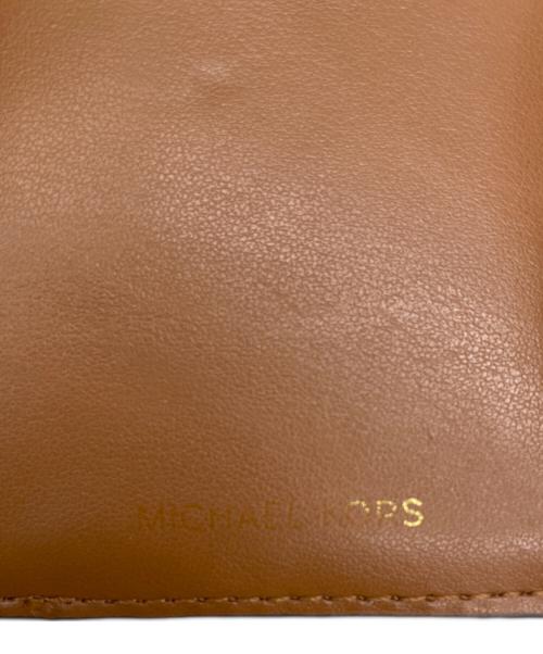 MICHAEL KORS（マイケルコース）MICHAEL KORS (マイケルコース) 2つ折り財布 ブラウン×ベージュの古着・服飾アイテム