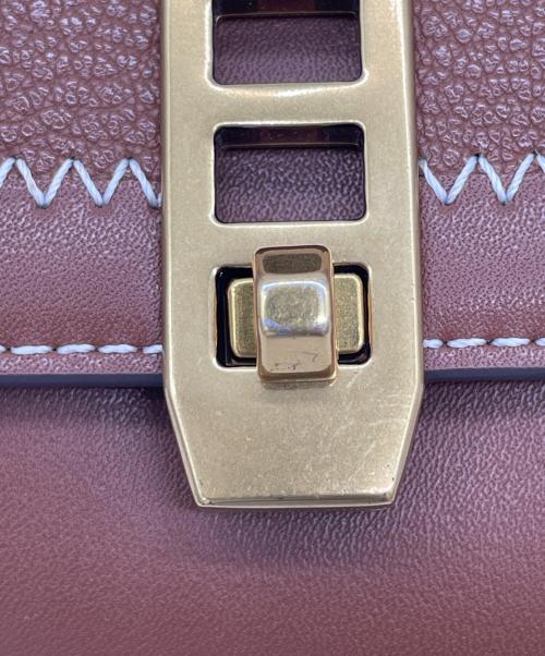 CHARLES & KEITH（チャールズアンドキース）CHARLES & KEITH (チャールズアンドキース) 3つ折り財布 ブラウンの古着・服飾アイテム