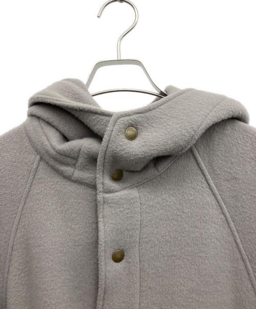 Traditional Weatherwear（トラディショナルウェザーウェア）Traditional Weatherwear (トラディショナルウェザーウェア) フーデッド ドルマンコート グレー サイズ:36の古着・服飾アイテム