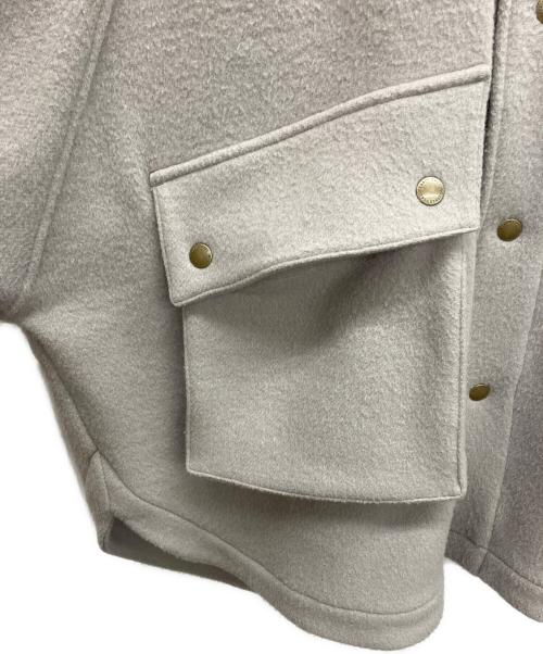Traditional Weatherwear（トラディショナルウェザーウェア）Traditional Weatherwear (トラディショナルウェザーウェア) フーデッド ドルマンコート グレー サイズ:36の古着・服飾アイテム