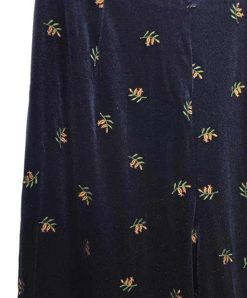 OUTDOOR（アウトドア）OUTDOOR (アウトドア) 刺繍ベロアパンツ ネイビー サイズ:Mの古着・服飾アイテム