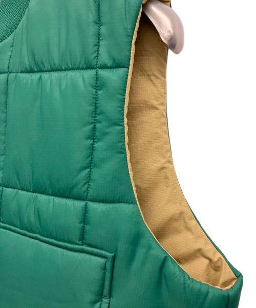 NEW BALANCE（ニューバランス）NEW BALANCE (ニューバランス) 中綿ベスト ベージュ×グリーン サイズ:LARGEの古着・服飾アイテム