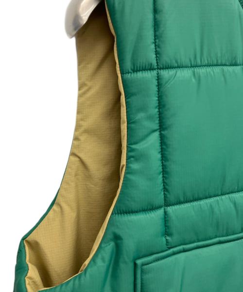 NEW BALANCE（ニューバランス）NEW BALANCE (ニューバランス) 中綿ベスト ベージュ×グリーン サイズ:LARGEの古着・服飾アイテム