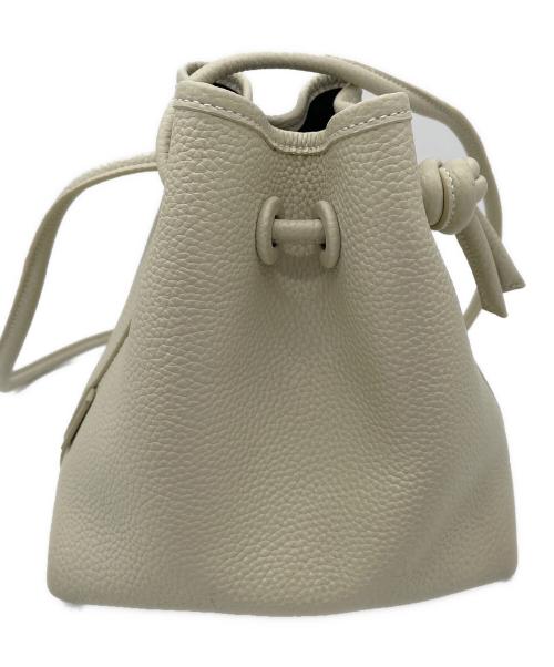 VASIC（ヴァジック）VASIC (ヴァジック) bond mini bag アイボリーの古着・服飾アイテム