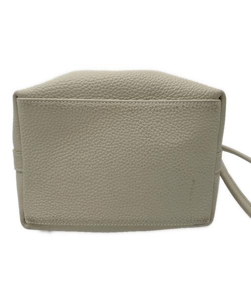 VASIC（ヴァジック）VASIC (ヴァジック) bond mini bag アイボリーの古着・服飾アイテム