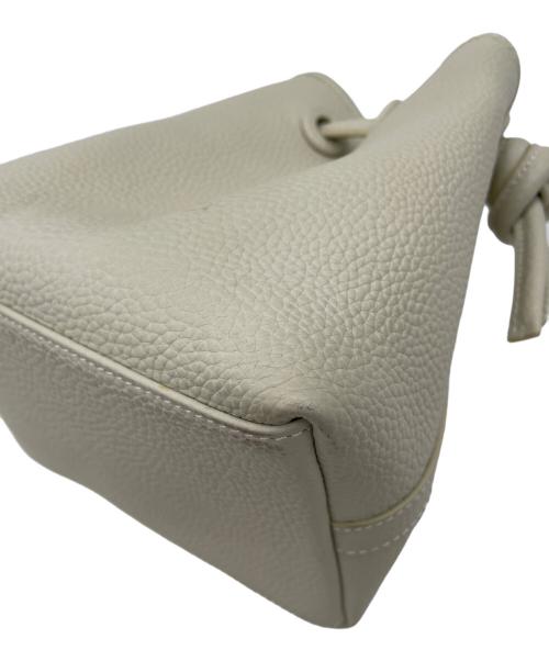 VASIC（ヴァジック）VASIC (ヴァジック) bond mini bag アイボリーの古着・服飾アイテム