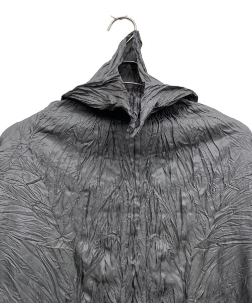 ISSEY MIYAKE（イッセイミヤケ）ISSEY MIYAKE (イッセイミヤケ) 長袖ブラウス グレー サイズ:Mの古着・服飾アイテム