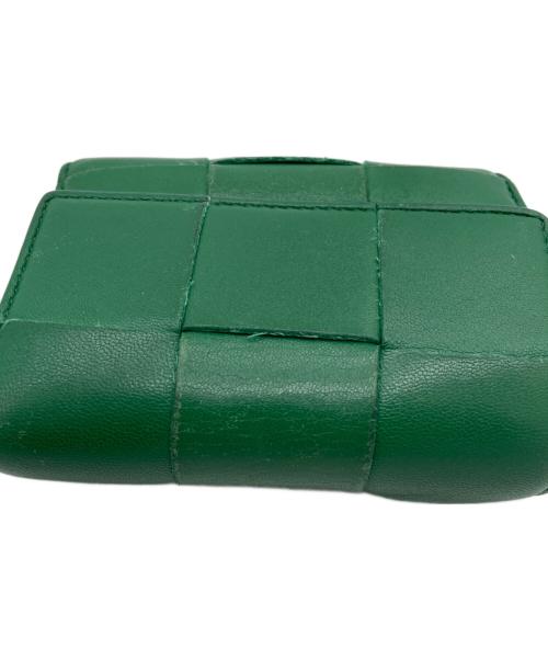BOTTEGA VENETA（ボッテガベネタ）BOTTEGA VENETA (ボッテガベネタ) 2つ折り財布 グリーンの古着・服飾アイテム