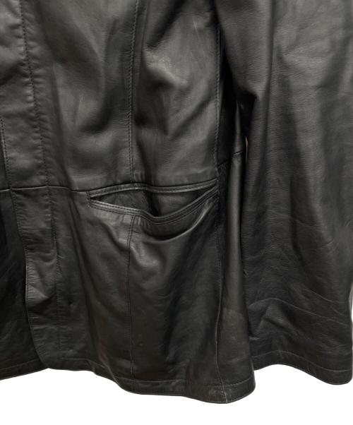 ARMANI COLLEZIONI（アルマーニ コレツィオーニ）ARMANI COLLEZIONI (アルマーニ コレツィオーニ) レザーコート ブラック サイズ:52の古着・服飾アイテム