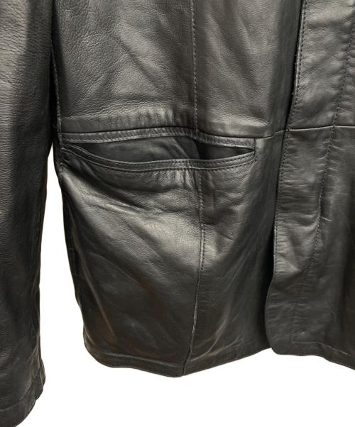 ARMANI COLLEZIONI（アルマーニ コレツィオーニ）ARMANI COLLEZIONI (アルマーニ コレツィオーニ) レザーコート ブラック サイズ:52の古着・服飾アイテム