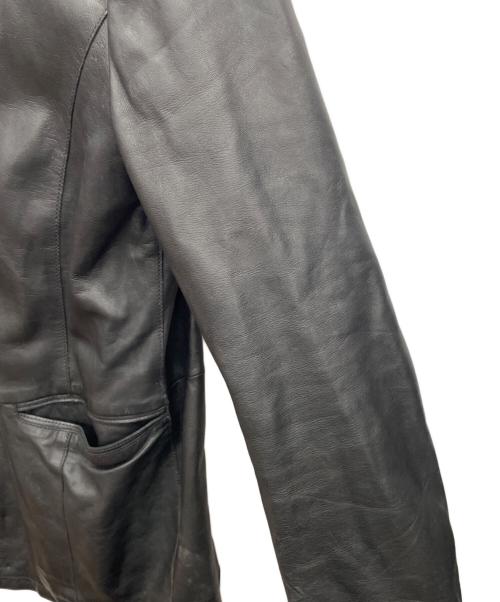 ARMANI COLLEZIONI（アルマーニ コレツィオーニ）ARMANI COLLEZIONI (アルマーニ コレツィオーニ) レザーコート ブラック サイズ:52の古着・服飾アイテム