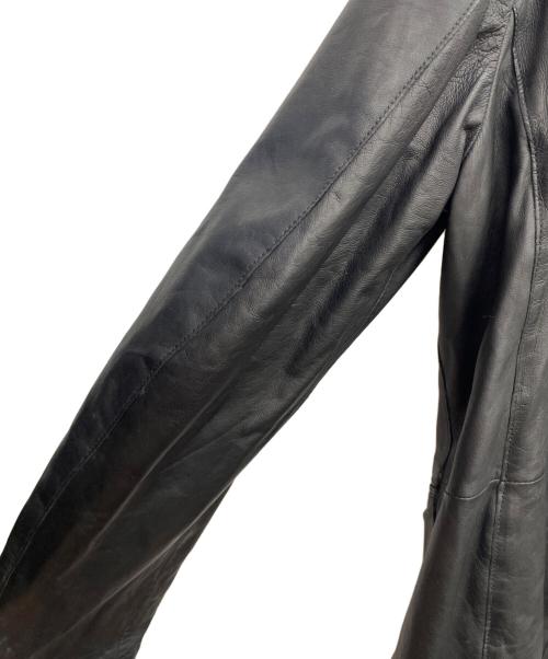 ARMANI COLLEZIONI（アルマーニ コレツィオーニ）ARMANI COLLEZIONI (アルマーニ コレツィオーニ) レザーコート ブラック サイズ:52の古着・服飾アイテム