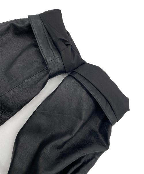 ARMANI COLLEZIONI（アルマーニ コレツィオーニ）ARMANI COLLEZIONI (アルマーニ コレツィオーニ) レザーコート ブラック サイズ:52の古着・服飾アイテム