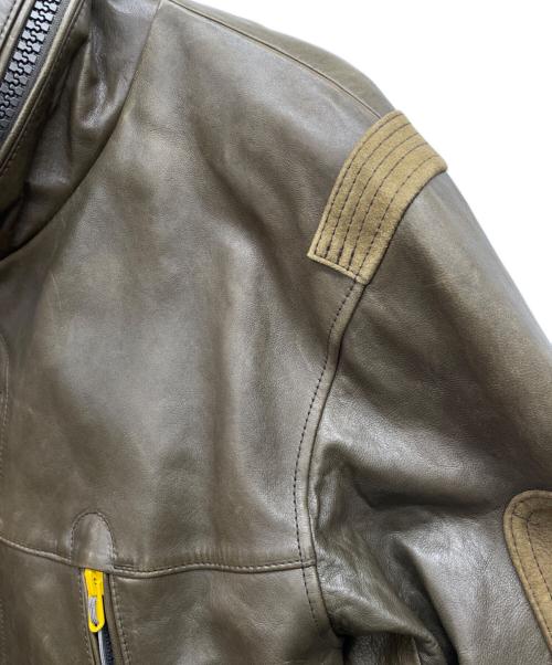 AVIREX（アヴィレックス）AVIREX (アヴィレックス) ジャケット オリーブ サイズ:Lの古着・服飾アイテム
