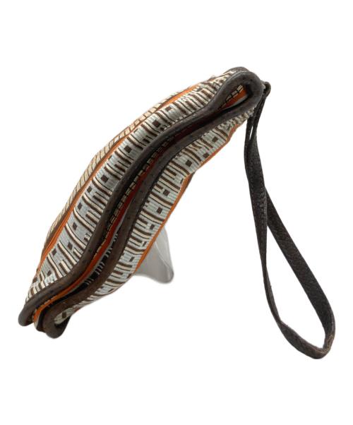 PRADA（プラダ）PRADA (プラダ) クラッチバッグ マルチカラーの古着・服飾アイテム