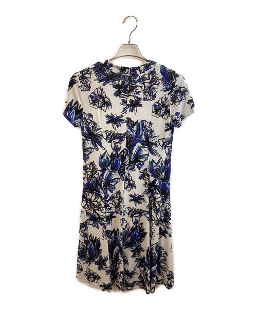 HIROKO BIS（ヒロコビス）HIROKO BIS (ヒロコビス) ノースリーブワンピース ホワイト サイズ:9の古着・服飾アイテム