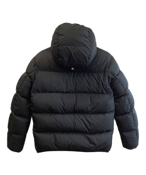 MONCLER（モンクレール）MONCLER (モンクレール) リバーシブルダウンジャケット ブラック×レッド サイズ:Sの古着・服飾アイテム