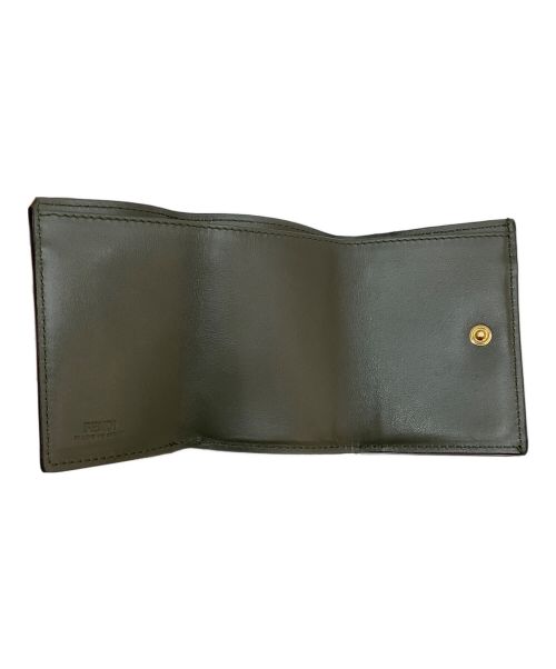 FENDI（フェンディ）FENDI (フェンディ) 3つ折り財布 オリーブの古着・服飾アイテム