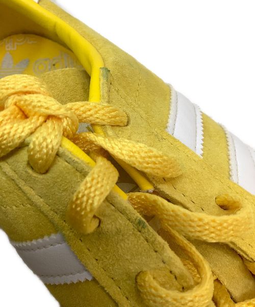 adidas（アディダス）adidas (アディダス) スニーカー イエロー サイズ:26.5の古着・服飾アイテム