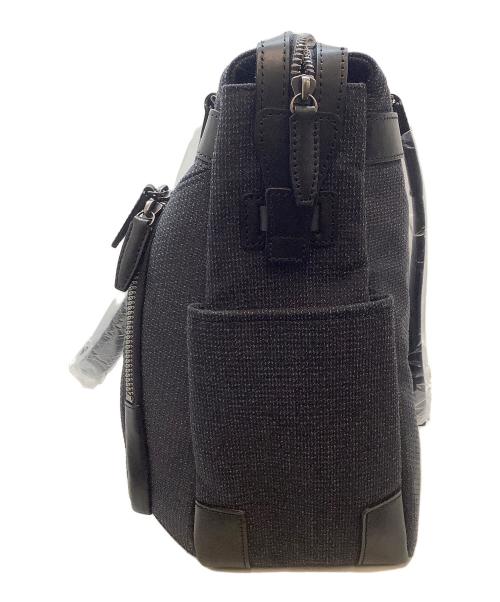 totem re vooo（トーテムリボー）totem re vooo (トーテムリボー) ビジネスバッグ ネイビー 未使用品の古着・服飾アイテム