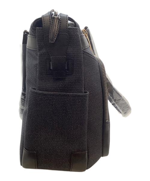 totem re vooo（トーテムリボー）totem re vooo (トーテムリボー) ビジネスバッグ ネイビー 未使用品の古着・服飾アイテム