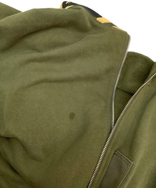 A BATHING APE（ア ベイシング エイプ）A BATHING APE (アベイシングエイプ) シャークパーカー オリーブ サイズ:3XLの古着・服飾アイテム