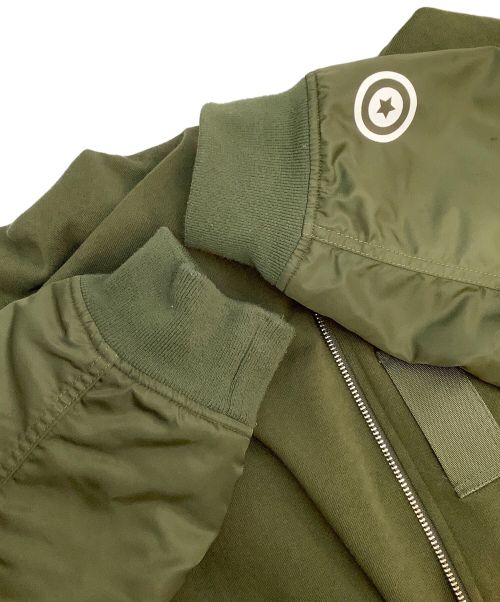 A BATHING APE（ア ベイシング エイプ）A BATHING APE (アベイシングエイプ) シャークパーカー オリーブ サイズ:3XLの古着・服飾アイテム