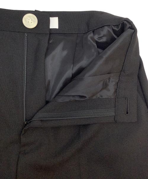 ENFOLD（エンフォルド）ENFOLD (エンフォルド) CROPPED TAPERED-TROUSERS ブラック サイズ:38の古着・服飾アイテム