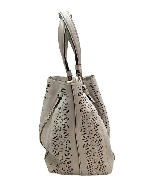 TOD'S（トッズ）TOD'S (トッズ) ハンドバッグ アイボリーの古着・服飾アイテム