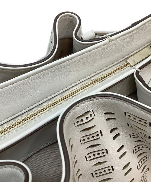 TOD'S（トッズ）TOD'S (トッズ) ハンドバッグ アイボリーの古着・服飾アイテム