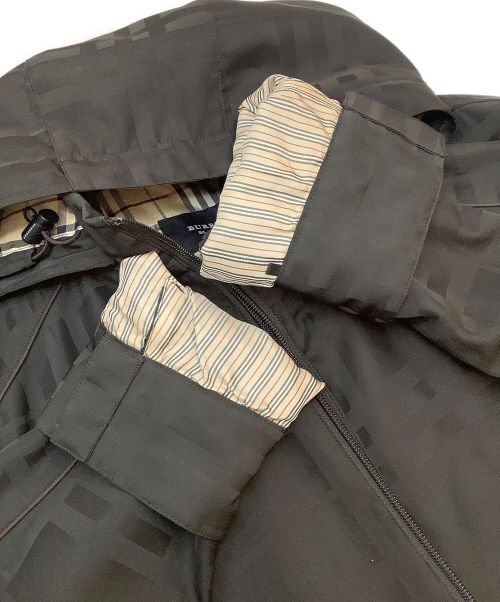 BURBERRY BLACK LABEL（バーバリーブラックレーベル）BURBERRY BLACK LABEL (バーバリーブラックレーベル) フード付ブルゾン ブラウン サイズ:Mの古着・服飾アイテム