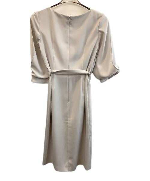 JUSGLITTY（ジャスグリッティー）JUSGLITTY (ジャスグリッティー) ウォッシャブルワンピース アイボリー サイズ:2の古着・服飾アイテム