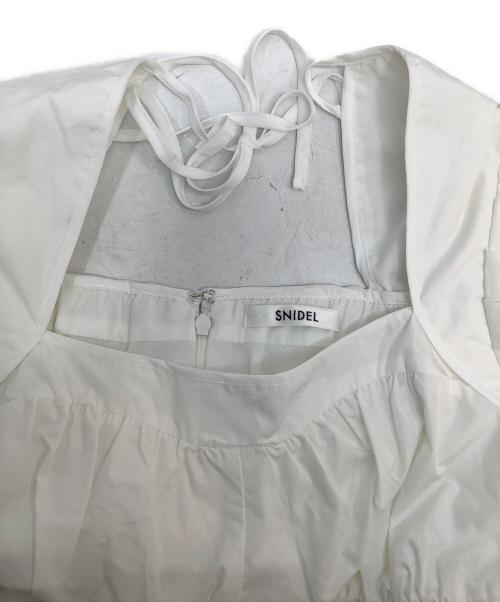 Snidel（スナイデル）Snidel (スナイデル) バリエパイピングコルセットワンピース ホワイト サイズ:Mの古着・服飾アイテム