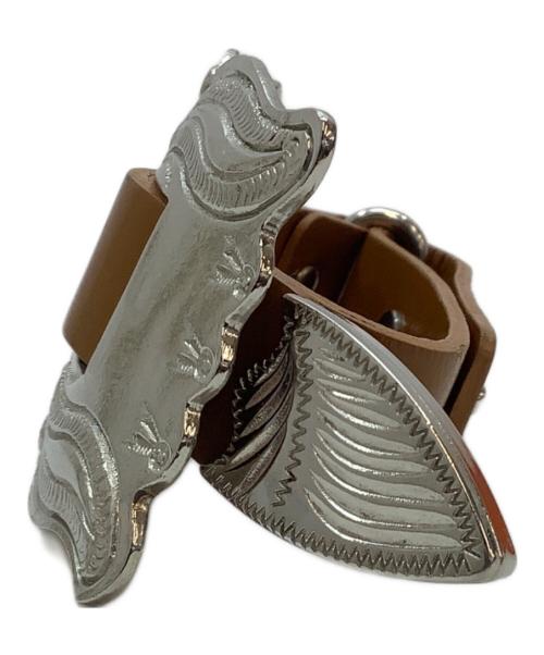 TOGA PULLA（トーガ プルラ）TOGA PULLA (トーガ プルラ) スクエアコンチョバングル ブラウンの古着・服飾アイテム