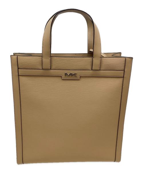 MICHAEL KORS（マイケル・コース）MICHAEL KORS (マイケルコース) COOPER NS ストラクチャー トート ベージュの古着・服飾アイテム