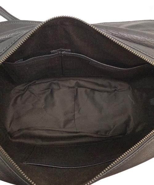 genten（ゲンテン）genten (ゲンテン) ゴートベーシック フラップショルダーバッグ ブラウンの古着・服飾アイテム