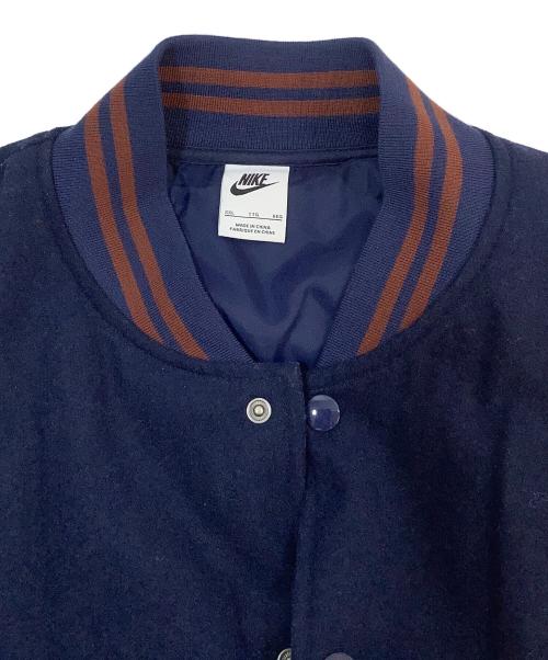 NIKE（ナイキ）NIKE (ナイキ) バーシティジャケット ネイビー サイズ:2XLの古着・服飾アイテム
