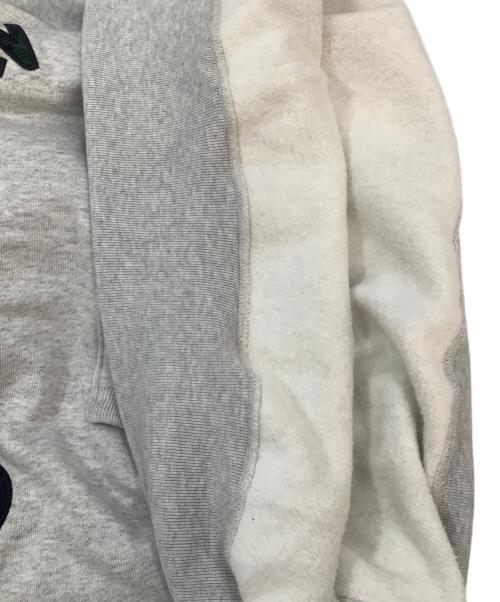 Champion REVERSE WEAVE（チャンピオン リバース ウィーブ）Champion REVERSE WEAVE (チャンピオン リバース ウィーブ) プルオーバーパーカー グレー サイズ:Mの古着・服飾アイテム