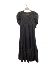 LILLIAN CARAT（リリアンカラット）の古着「ギャザースリーブワンピース」｜ブラック