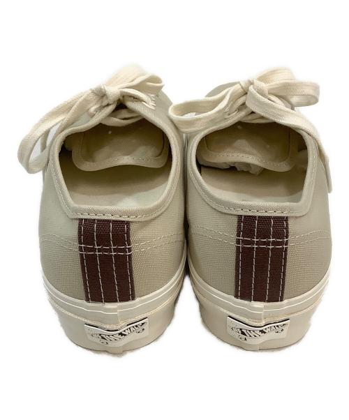 VANS（ヴァンズ）VANS (バンズ) スニーカー クリーム サイズ:26.5の古着・服飾アイテム
