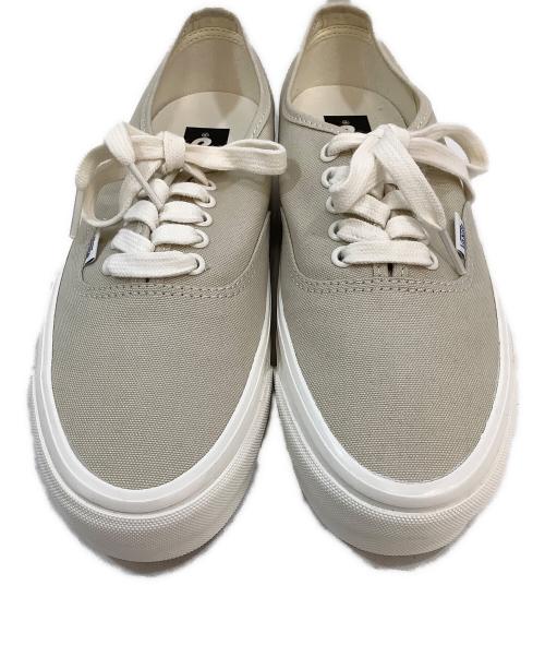 VANS（ヴァンズ）VANS (バンズ) スニーカー クリーム サイズ:26.5の古着・服飾アイテム