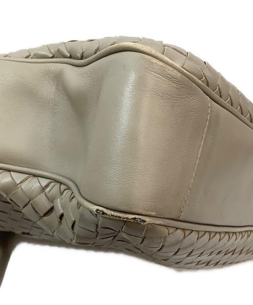 BOTTEGA VENETA（ボッテガベネタ）BOTTEGA VENETA (ボッテガベネタ) イントレチャートハンドバッグ ライトグレーの古着・服飾アイテム