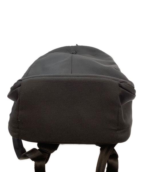 Incase（インケース）Incase (インケース) リュック ブラックの古着・服飾アイテム