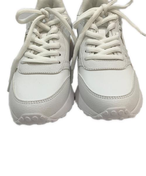MICHAEL KORS（マイケル・コース）MICHAEL KORS (マイケルコース) ローカットスニーカー ホワイト サイズ:5.5の古着・服飾アイテム