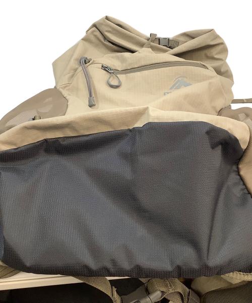 MACPAC（マックパック）MACPAC (マックパック) バックパック ベージュの古着・服飾アイテム