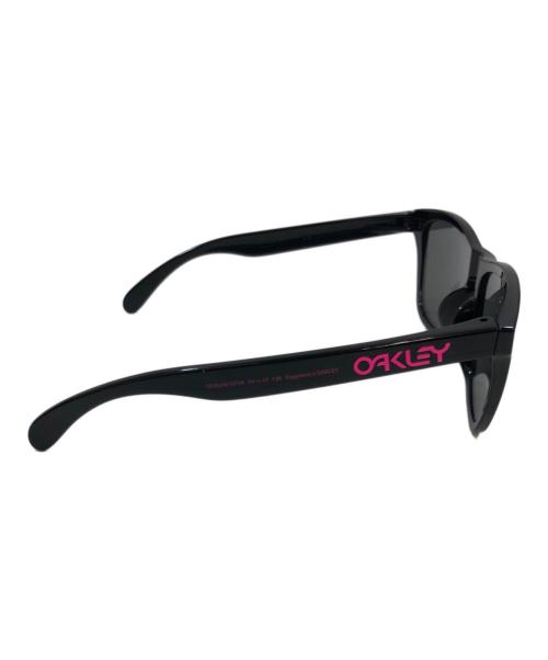 OAKLEY（オークリー）OAKLEY (オークリー) FRAGMENT DESIGN (フラグメントデザイン) アイウェア ブラック×ピンク 未使用品の古着・服飾アイテム
