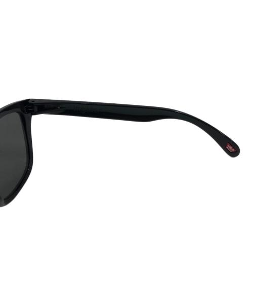 OAKLEY（オークリー）OAKLEY (オークリー) FRAGMENT DESIGN (フラグメントデザイン) アイウェア ブラック×ピンク 未使用品の古着・服飾アイテム